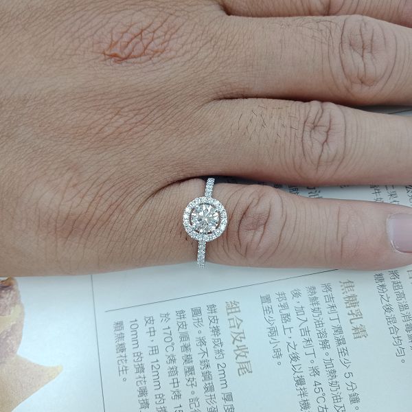 台中流當品拍賣 真品 HEARTS ON FIRE 53分 8心8箭 PT950鉑金 豪華女鑽戒 特價出清 